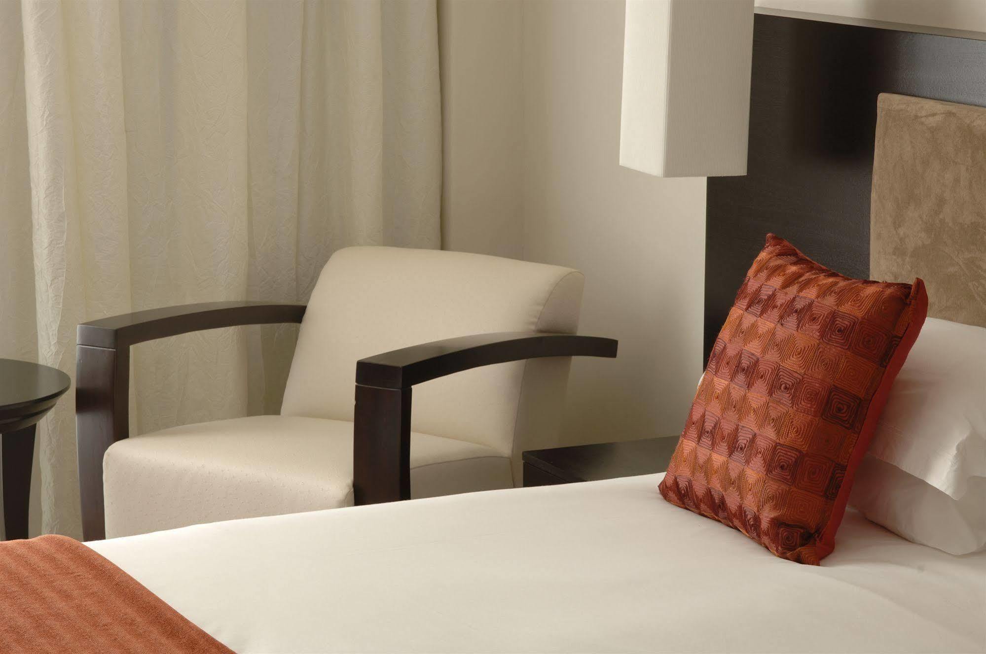 Urban Chic Boutique Hotel & Cafe Cape Town Oda fotoğraf
